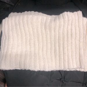 White winter Aeropostale scarf